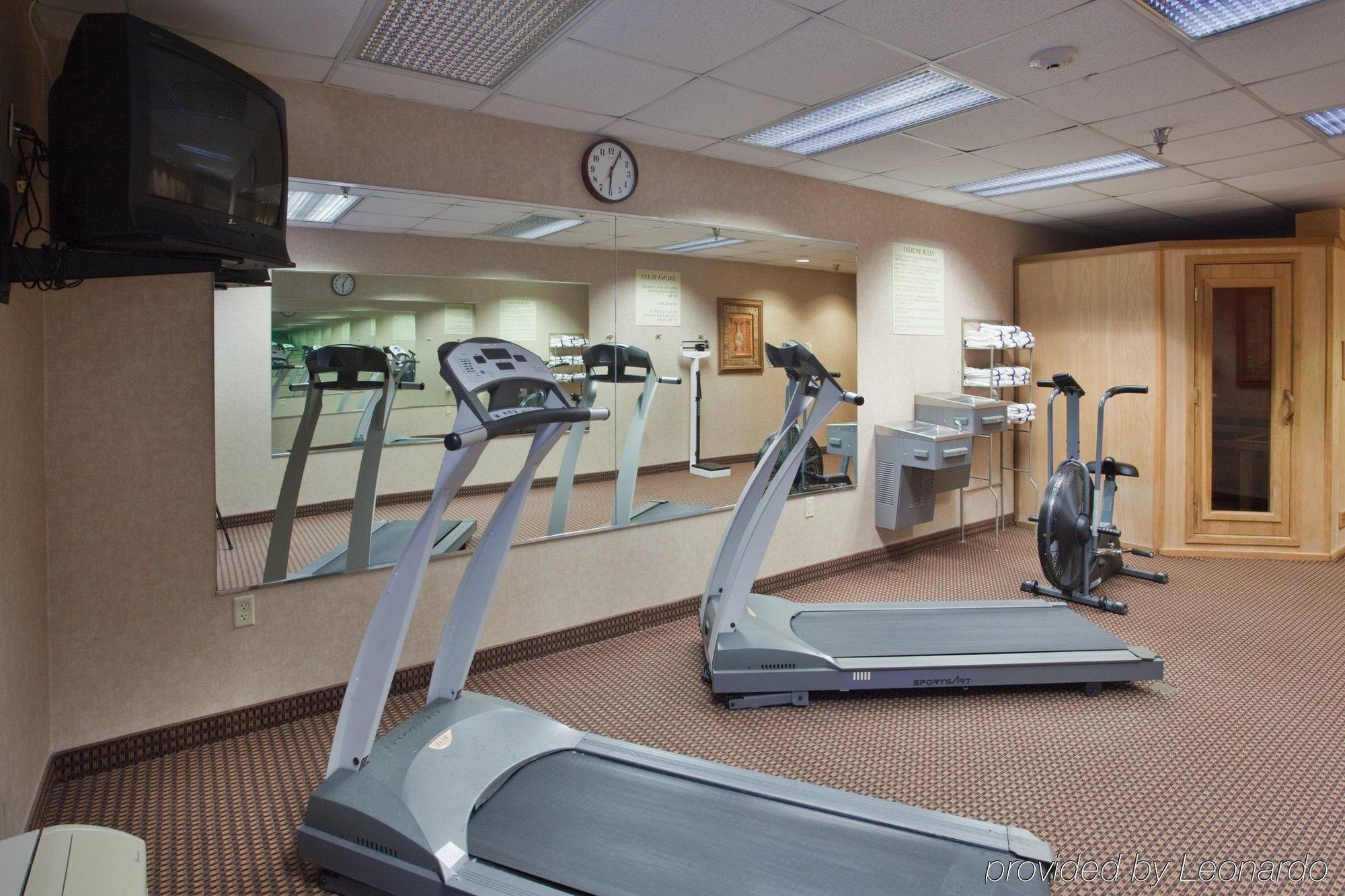 Holiday Inn Express Hotel & Suites Laurinburg By Ihg Bagian luar foto